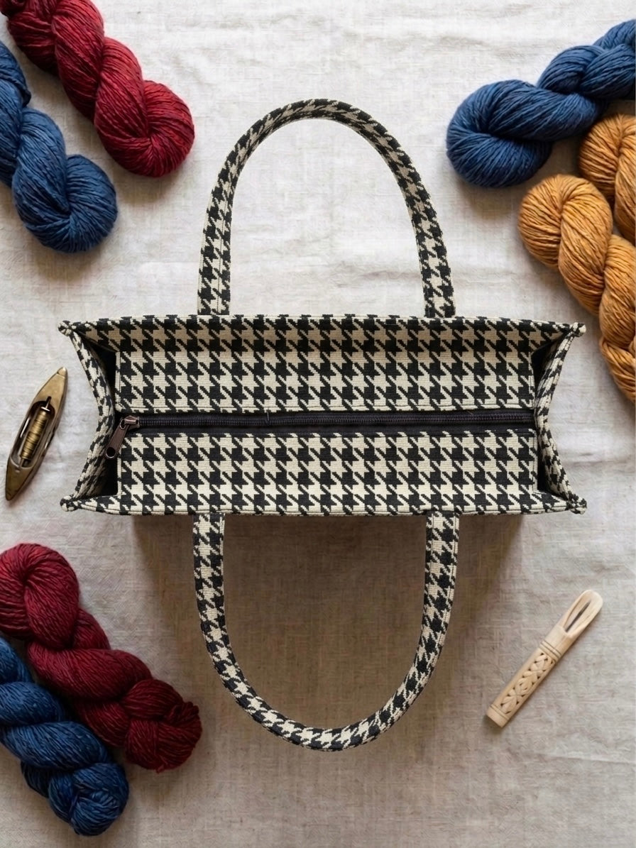 Houndstooth Classic Tote